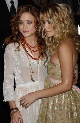 MET Institute Gala Celebrating Chanel 2005r.