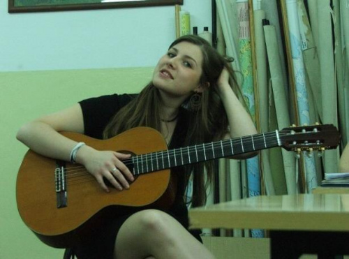 Paulina z gitarką