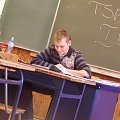 Dominik bawi się w profesora ;)