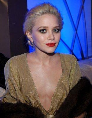 InStyle & Warner Bros Golden Globes After Party - Inside 2007r.