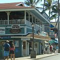 centrum Lahaina, #chmury #ocean #wulkan #droga #Maui #Hawaje #cmentarz