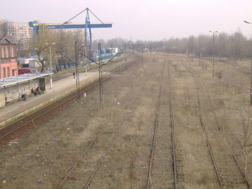 Dworzec południowy w Sosnowcu, w tle stacja przeładunkowa #Dworzec #Sosnowiec