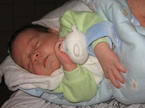 Olivierek urodził się 2.01.2007r. o godz. 23:20, ważył 2800, 51 długi. #uszefa #Olivierek