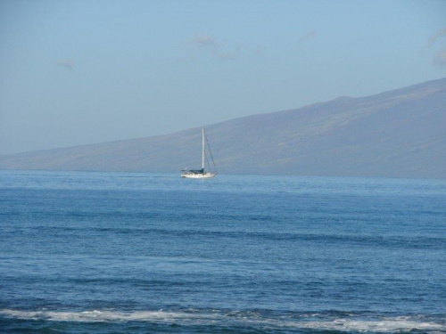 poranek, oni już dawno nie śpią, #Hawaje #Maui #ocean #żagłówka #jacht