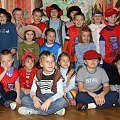 Bartek w zerówce, z całą klasą.