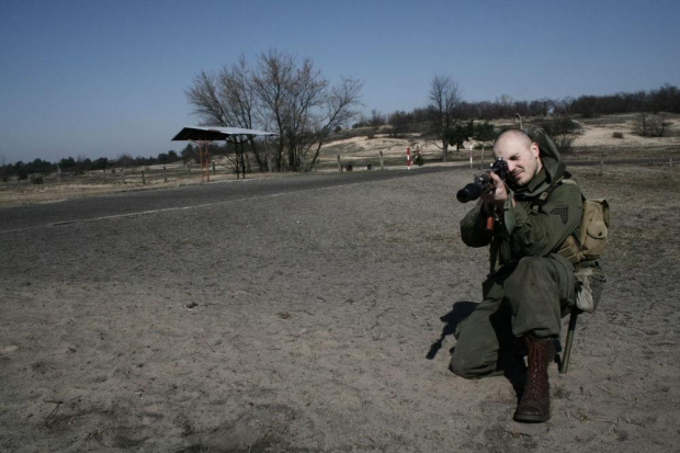 Trening dla Grup Rekonstrukcji Historycznych na poligonie w Toruniu z udziałem 82nd Airborne Division "PARAGLITE" w dniach 23-25 marca 2007 roku.