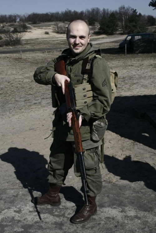 Trening dla Grup Rekonstrukcji Historycznych na poligonie w Toruniu z udziałem 82nd Airborne Division "PARAGLITE" w dniach 23-25 marca 2007 roku.