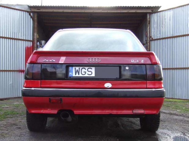 Audi 90 tył
