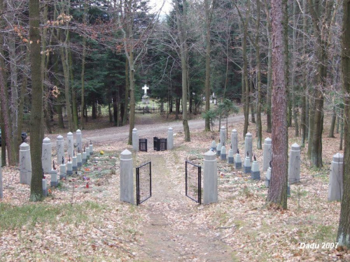 Cmentarz Wojskowy w Charzewicach
