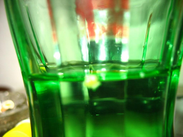 #szklanka #glass #zblizenie #zbliżenie #zielony