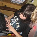 W siedzibie Stowarzyszenia JEDEN SWIAT www.jedenswiat.org - Piszemy Jak nie ma - źle, jak za duży wybór, też niedobrze