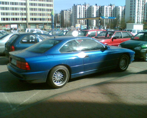 BMW 850