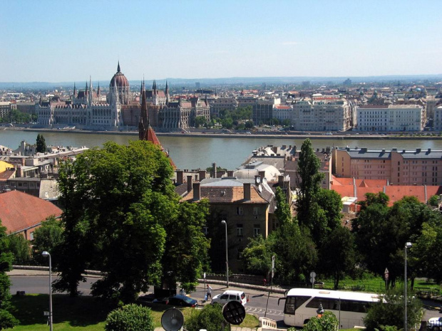 Widok na Dunaj i Parlament - Budapeszt