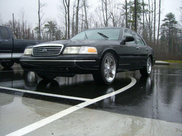 Ford Crown Victoria