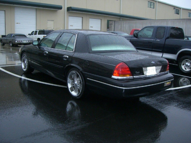 Ford Crown Victoria