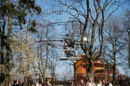 Zawody Balonów na powietrze ciepłe Sopot 15.04.2007r.
www.ANWOMEDIA.pl