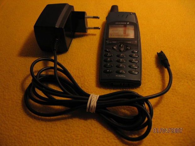 Ericsson R320s