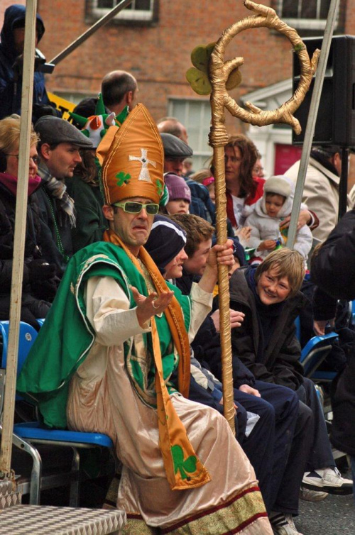 Są to zdjęcia z tegorocznej parady w dniu św. Patryka w Dublinie.