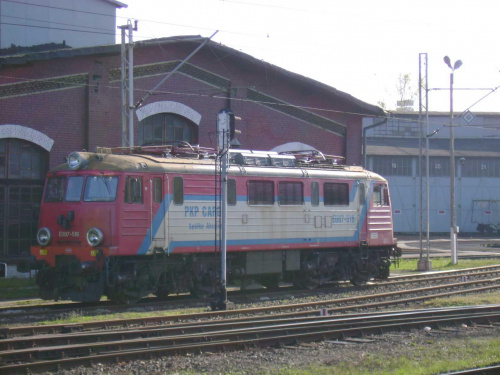 Lokomotywownia Katowice - EU 07-516 #katowice #lokomotywownia #kolej #EU07