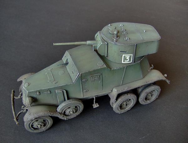 BA-3 1/35 Zwezda Gulumik