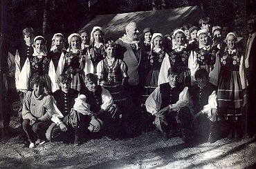 Kronika Zespołu Pieśni i Tańca Brzozowiacy #Sobieszyn #Brzozowa #Brzozowiacy #ZespółPieśniITańca