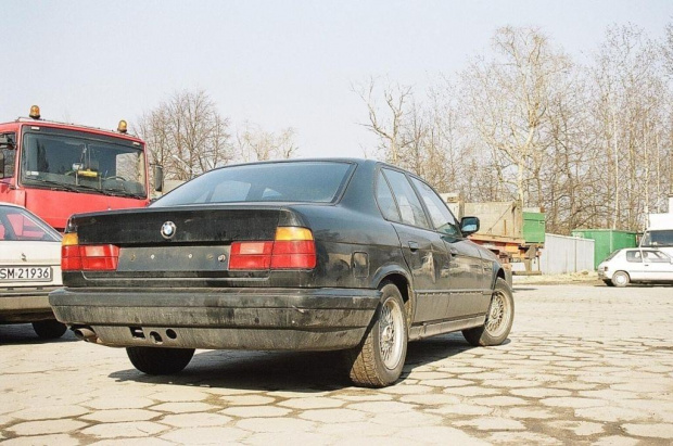 BMW 520i silnik 24V 150KM. Grudzien 1990r.
