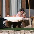 Ashley on vacation in Mexico -luty 2007