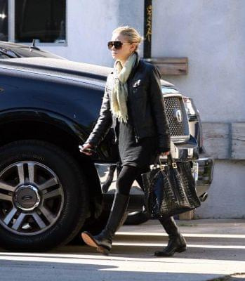 Ashley shopping in West Hollywood-styczeń 2007