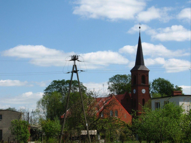 kościół w starej łubiance