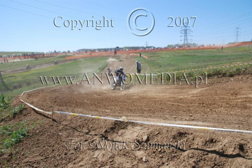 MOTOCROSS MISTRZOSTWA EUROPY w kl.. 125 J. Open Gdańsk 29.04.2007r.
www.ANWOMEDIA.pl