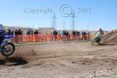 MOTOCROSS MISTRZOSTWA EUROPY w kl. 125 J. open Gdańsk 29.04.2007r.
www.ANWOMEDIA.pl