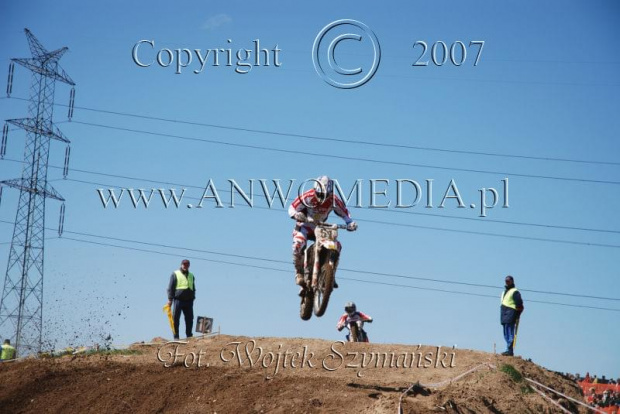 MOTOCROSS MISTRZOSTWA EUROPY w kl. 125 J. open Gdańsk 29.04.2007r.
www.ANWOMEDIA.pl