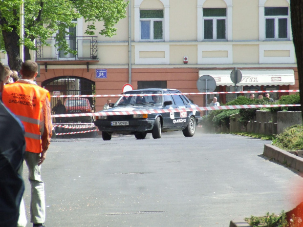 29-04-2007 Tomaszów Maz. Plac Kościuszki #samochody