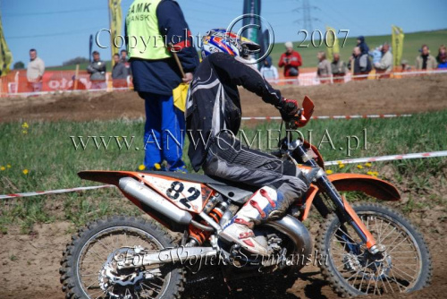 MOTOCROSS MISTRZOSTWA EUROPY w kl. 125 J. open Gdańsk 29.04.2007r.
www.ANWOMEDIA.pl