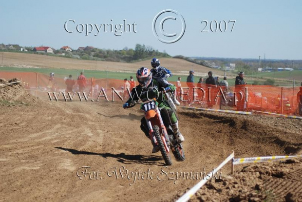 MOTOCROSS MISTRZOSTWA EUROPY w kl. 125 J. open Gdańsk 29.04.2007r.
www.ANWOMEDIA.pl