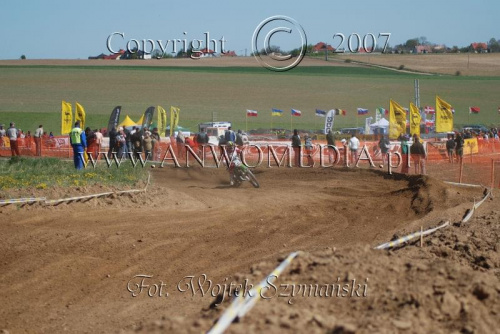 MOTOCROSS MISTRZOSTWA EUROPY w kl. 125 J. open Gdańsk 29.04.2007r.
www.ANWOMEDIA.pl