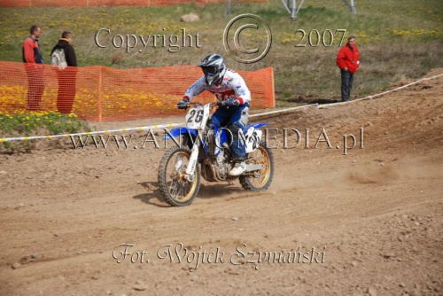 MOTOCROSS MISTRZOSTWA EUROPY w kl. 125 J. open Gdańsk 29.04.2007r.
www.ANWOMEDIA.pl