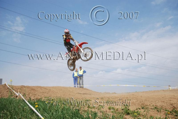 MOTOCROSS MISTRZOSTWA EUROPY w kl. 125 J. open Gdańsk 29.04.2007r.
www.ANWOMEDIA.pl