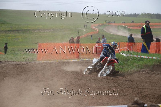 MOTOCROSS MISTRZOSTWA EUROPY w kl. 125 J. open Gdańsk 29.04.2007r.
www.ANWOMEDIA.pl