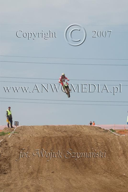 MOTOCROSS MISTRZOSTWA EUROPY w kl. 125 J. open Gdańsk 29.04.2007r.
www.ANWOMEDIA.pl