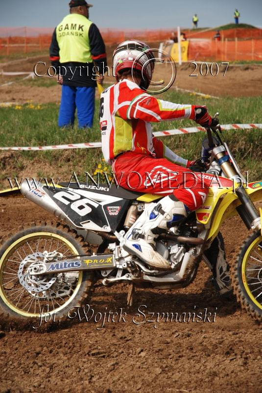 MOTOCROSS MISTRZOSTWA EUROPY w kl. 125 J. open Gdańsk 29.04.2007r.
www.ANWOMEDIA.pl