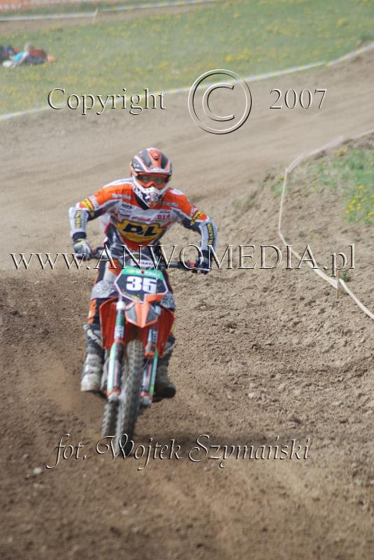 MOTOCROSS MISTRZOSTWA EUROPY w kl. 125 J. open Gdańsk 29.04.2007r.
www.ANWOMEDIA.pl