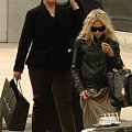 Ashley shopping in West Hollywood-paparazzi kwiecień 2007