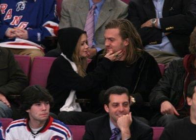 MK & Max attend the Canadien VS NY rangers game-paparazzi kwiecień 2007