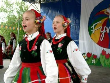 Międzynarodowy Festiwal Dziecięcych Zespołów folklorystycznych #RadzionkówGaleriaZdięcia
