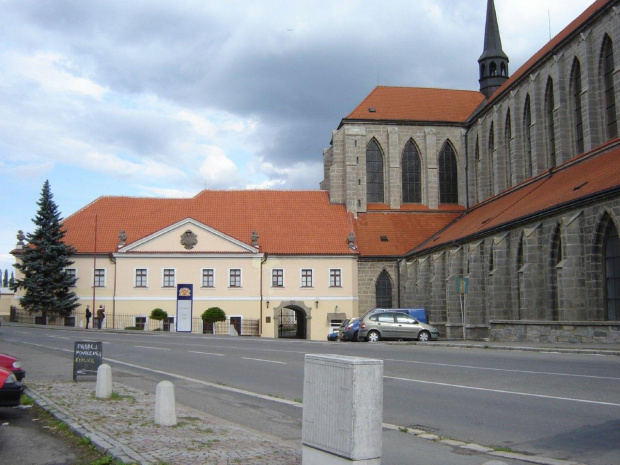 Kutna Hora, Sedlec. Pierwsze Czeskie opactwo cystersow wpisane na liste swiatowego dziedzictwa UNESCO #Czechy #HradecKralove #KutnaHora