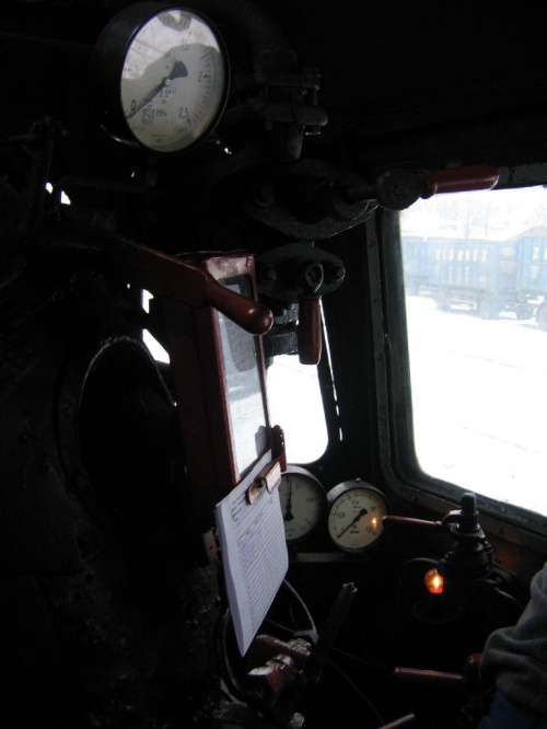 Wnętrze lokomotywy Tkt48-18