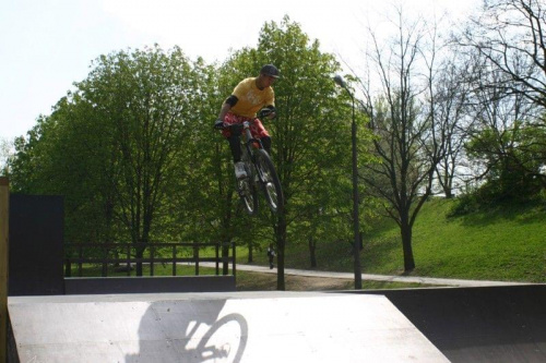 ANU na skateparku #mtb #street