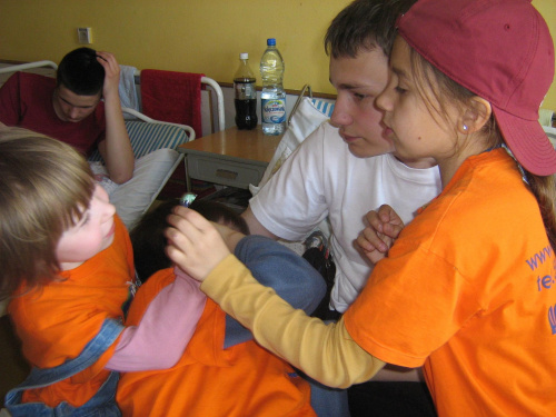 Z wizytą u naszego wolontariusza, Bartka, w szpitalu , 7 maja 2007 roku.
