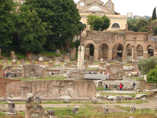 Zabytki starożytnego Rzymu. Forum Romanum.